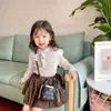 Handbags Kids Princess Luxury Designer Mini Bucket Handbag Little Girls Woven Leather Crossbody Puse Baby Girls Coin Pouch Shoulder Bag 231031