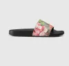 Дизайнерские тапочки Мужчины Женщины сандалии с карточкой Box Dust Bag Обувь Bloom Web черный цветочный клубничный принт Слайд Кожаные резиновые красные сандалии Летние тапочки на плоской подошве 35-45