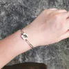 Link Bracelets Titanium Steel Plated 18K Gold Silver Color Sweet Daisy Bracelet Women Personality Flower Pendant Bangle Fashion Jewelry