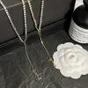 Collana con ciondolo di design in argento per donna Collane in stile moda delicato Popolare Marchio classico Regalo selezionato Regali di qualità di lusso Coppia di amici di famiglia