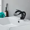 Rubinetti per lavandino del bagno Fornitura in fabbrica Rubinetto in rame di lusso leggero e cascata semplice fredda