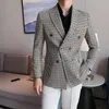 남자 양복 블레이저 영국 스타일 슬림 한 딱딱한 멍청한 사냥개 블레이저 패션 더블 가슴 비즈니스 사무실 웨딩 드레스 양복 재킷 231031