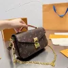 عالي الجودة Pochette East West Metis Vintage Designer Handbags Clutch Leather Classic Chain Bag Contain