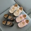 Sandalen Mädchen Sandalen Mesh Mary Janes Schuhe Für Kinder Lederschuhe Aushöhlen Fliege Prinzessin Schuhe Atmungsaktiver Kinderschuh Baby Kleinkinder 230331