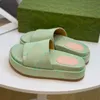 sandalo di design per donna zeppa tacco spesso sandles sandel slipper platform sandali donna scarpe casual estate piatto moda spiaggia scivoli pantofole 10A con scatola