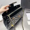 Designer Women Messenger Bag quiltad stor kedja Tote Bag France Luxury Cross Body Bag Cowhide Läder Black Shoulder Bags Lady Weave Chains Strap Shopping Handväska