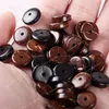 50 Stück 6 8 10 mm schwarze flache Scheiben Kokosnussring Holzperlen für DIY Charms Armbänder Handarbeiten Schmuckherstellung Zubehör Ornament Modeschmuck Perlen Armbandherstellung