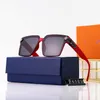 Sconto del 30% sui nuovi occhiali da sole da uomo e da donna di design di lusso Sconto del 20% Arancione coreano per le donne che guidano Red Face Street Photo Trend resistente