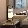 テーブルランプテマーポストモダンランプ豪華なノルディックガラスデスクライトホームリビングルームのベッドルームベッドサイドの装飾