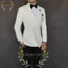 Herrenanzüge Blazer Elfenbein Männer Hochzeit Smoking Smoking Blazer Zweireiher Bräutigam Anzüge für Männer 2 Stück Party Mann Jacke Hose Maßgeschneidert 231101