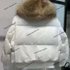 Зимний пуховик женский короткий сезонный корейский вариант свободный большой воротник из меха енота белая утка утолщенный Новинка 2023 года