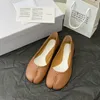 Maisons Margiela Tabi Ballerina Shoe Luxury Designer Sandal Half Castary Shoes Ballef Flat Leather Ankle Heel Slip on Boot Lambskin Calf Danceサイズ35-40