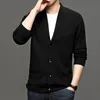 Vestes pour hommes Cardigan coréen Pull pour hommes Top en tricot Vêtements pour hommes Noir À manches longues Col en V Wweater Pull surdimensionné Veste Manteau pour hommes S-3XL 231101