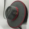 Breda brimhattar hink mode ull män kvinnor fjäder fedora hatt för vinter höstkyrka panama vintage fascinator jazz caps 231101