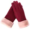 Fünf Finger Handschuhe Mode Frauen Herbst Winter Nette Pelzige Warme Handschuhe Volle Finger Handschuhe Outdoor Sport Weibliche Bildschirm 231101