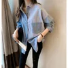 Kvinnors blusar Spring Camisa Jeans Skjorta Kvinnlig långärmad denim Löst koreansk All-Match Color Matching Blue Crop Top Femme