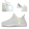 Sneakers Summer Boy Luminous Glowing Sneakers Hommes Femmes Filles Enfants LED Lumière Chaussures Enfants Clignotant Avec Lumière Adultes USB Recharge Chaussures 230331