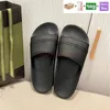 Con zapatillas de caja Sandalias de diseñador para hombre Diapositiva de goma Negro negro floral Lona flores verdes rosa para mujer Chanclas lujos zapatillas de playa zapatos de diapositivas de verano