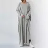 Robes décontractées 2023 Robe de grande taille Automne Mode Dames Col V Manches longues Poche Simple Tricot Swing Lâche