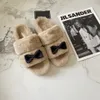 Chanells Designer Channel Winter Chanelliness Best Bow Murs Slippers Slides Purry Fluffy Beeploing C Plush Sandal Mules Скальитесь на квартиру на пятке Luxury D