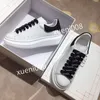 Women Classic Mens Wome Outdoor Sport Casual Shoes Vintage Trainers Sneakers Retro Walking Leather Tennis High