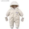 Jumpsuits Winter Baby Rompers Solid Color Cartoon Jumpsui Built-in Fleece Thermal Coveralls Newborn Babies Thickened Outdoor Snow SuitL231101
