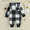 Tute 0-18 mesi Neonati maschi peluche tute calde neonato autunno inverno vestiti bambino manica lunga bottone giù plaid con cappuccio pagliaccettoL231101