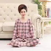 Kvinnors sömnkläder Plaid Pyjamas Set For Women Spring O Neck Cardigan Home Wear Plus Size M-4XL Mother Loungewear Pijamas de Mujer