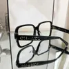 Designer de luxo Novos óculos de sol masculinos e femininos 20% de desconto no mesmo tipo de pequenos óculos de moldura grande da placa de luz azul podem ser equipados com lentes miopia