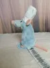Fyllda plyschdjur Nya autentiska Ratatouille -kocken Remy Magnetic Shoulder Plush Toy Dolll231028