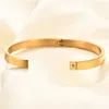 Bracelet ZORCVENS Simple rond femmes Bracelets en acier inoxydable Bracelets petite amie cadeau italien Bracelet accessoires fille