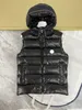 冬のメンズダウンベストファッションデザイナーの男性Gilet nfcバッジ卸売小売メンズパフジャケット無料輸送ジレットサイズ1-5