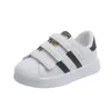 Sneakers Design Design Białe trampki Maluch Dziewczęta chłopcy siatka oddychająca koronkowe buty sportowe dla dzieci Tennis 2-6y Buty maluchowe 230331