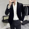 Mäns kostymer avancerade gyllene sammet blazrar/manlig smal fast färgföretag Blazers/Groom's Wedding Dress Jacket Luxury Tuxedo Clothing