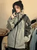 Kvinnors jackor Houzhou Techwear Windbreaker Gray Women Hippie Harajuku Oversize dragkedja Huvjacka randigt lapptäcke
