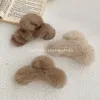 Large Faux Fur Hair Claw For Women Plush Big Crab Hair Clip Barrette Acrylic Ponytail Hairpins Winter Headwear Hair Accessories