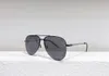 여성용 남성용 선글라스 최신 판매 패션 선글라스 Mens Sunglass Gafas De Sol Glass UV400 Lens With Random Matching Box CLASSIC