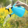 Pulverizadores 2 em 1 rega plástica pode plantas de jardim internas de pressão Spray Water Kettle Sprayer ajustável 1L 230331