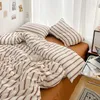 Sängkläder sätter 3st sängkläder set nordisk färgglad randig trycktäcke täcke och ark vuxen enstaka dubbel drottning tröstare set 200x230 cm 231101