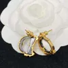 Luxe Designer Oorbellen, Hoge kwaliteit Goud Vintage Hof gegraveerde bloemen Alfabet Stud oorbellen, klassieke Dames sieraden, bruiloft, jubilea, geschenken, groothandel