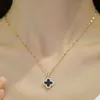 Nouveau collier classique de trèfle Van designer trèfle à quatre feuilles collier en acier titane pour femme nouvelle mode pendentif double face chaîne de pull sens senior