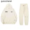 Designer 23SS Hoodies Hoody Set Men's Tracksuits Women Essential -Skirt varm Pullover Fashion Märke Löst tröja älskare Ials Mens Suit