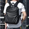 Backpack Men Simple Men de grande capacidade Bagpack Laptop meninos adolescentes notebook de viagem ombro mochila