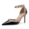 Scarpe eleganti Rivetto Design Donna Décolleté 2023 Primavera Autunno Punta a punta Fibbia Cinturino a spillo Femminile Chic Office Party Prom Tacchi alti