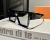 2023 Nuovi occhiali da sole in ciclone estivo per uomo e donna in stile Z1578W Anti-ultravioletto Piatto retrò quadrato Full Full Fantash Fashion Glasses Brand New Case New Case Casella