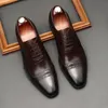 Sapatos de vestido Estilo Italiano Marrom Preto Genuíno Couro Oxford Vestido Sapatos de Alta Qualidade Lace Up Terno Sapatos Cap Toe Casamento Formal Sapatos Masculinos 231101