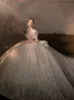 Dubai Princess Ball Gown Wedding Dress New Sequined V Neck Long Sleeve Pärlor Luxury Bridal Glowns Crystal Bride Robe de Soiree Pearls Pärled Crystal Shiny Bling Clow
