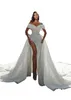 Dubai Arabiska glittrande plus -storlek Mermaid Wedding Dresses For Bride Off Shoulder Draped Gleats High Side Split Court Train Brudklänningar Vestidos de Novia Custom