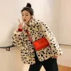 Coletes femininas jaqueta de pelúcia mulheres inverno curto versão coreana de lã de cordeiro solta faux fur leopardo impressão casaco de pele mulheres inverno 231101