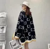 Wiosenne nowe Włoch Designer Luxurys Sweter Kobiety Wysokiej klasy klasyczny rozrywka wełna wełna mieszana kardigan drukowana czarna pocze